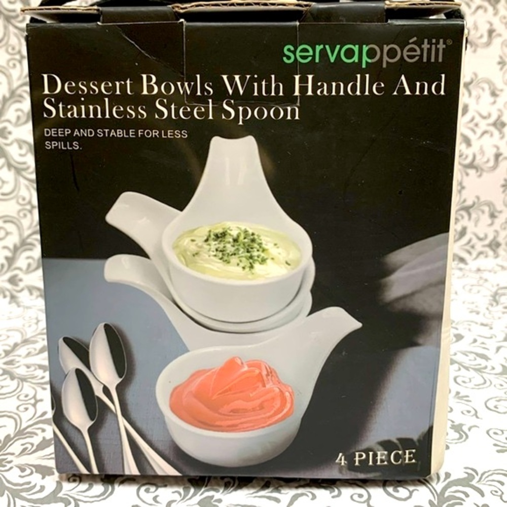 🔹NEW.. Servappetit 4 White Dessert Bowls w/ Handles And Stainless Steel Spoons..